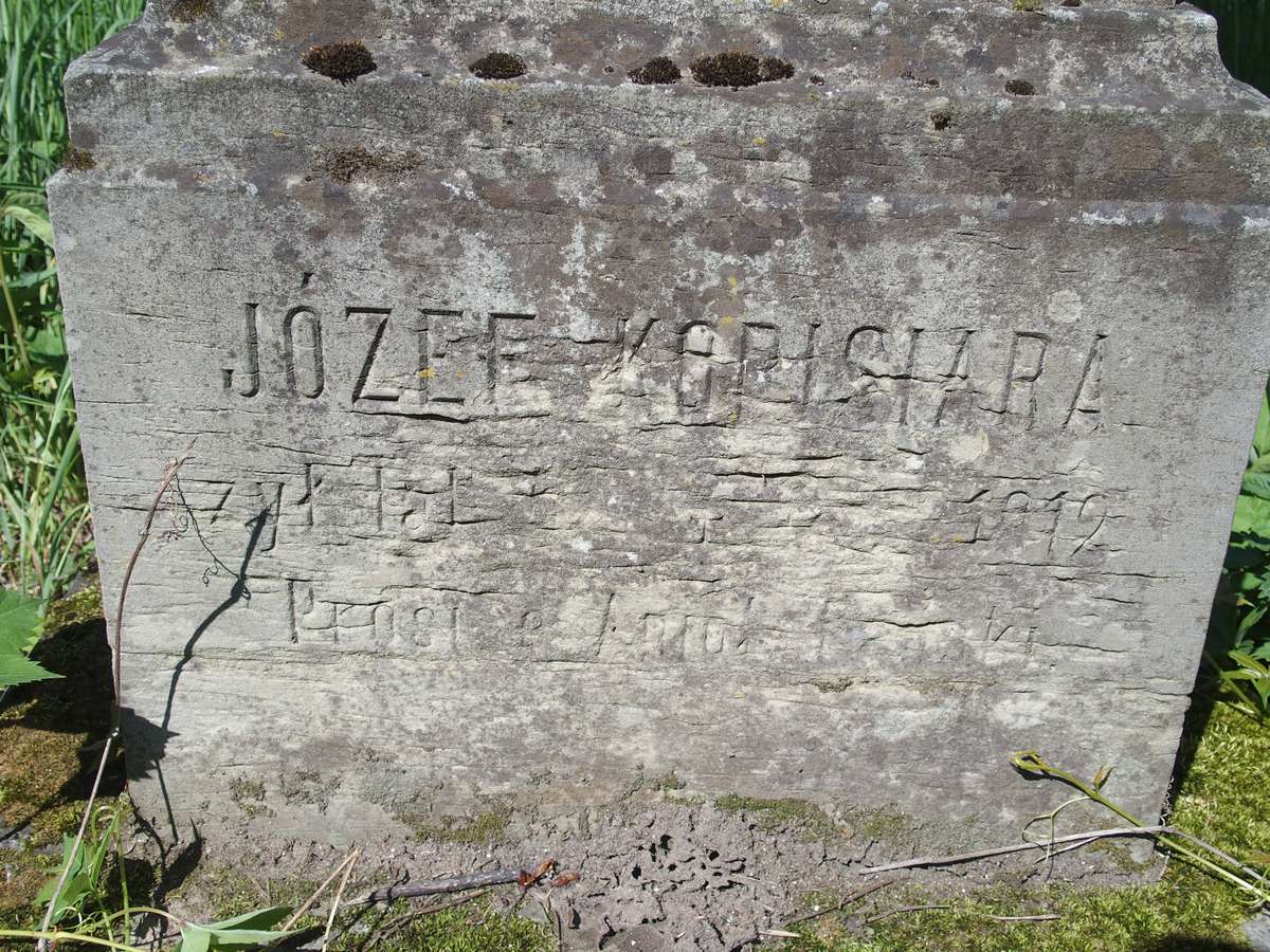 Nagrobek Józefa Kopisiary, cmentarz w Zbarażu, stan z 2018 r.