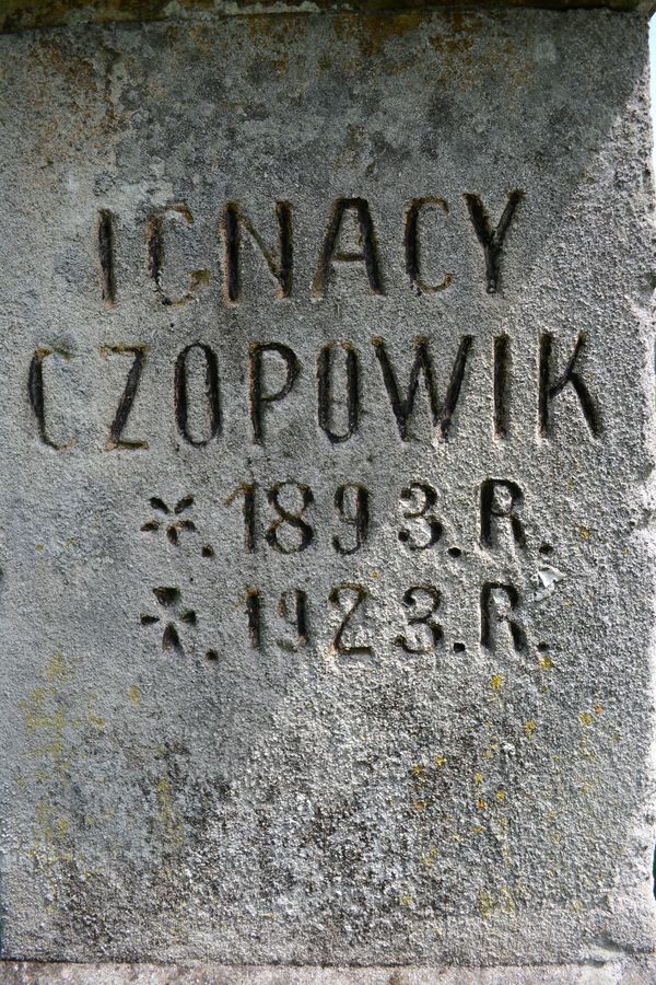 Inscription of the tombstone of Ignacy Czopowik, Zbarazh cemetery, as of 2018