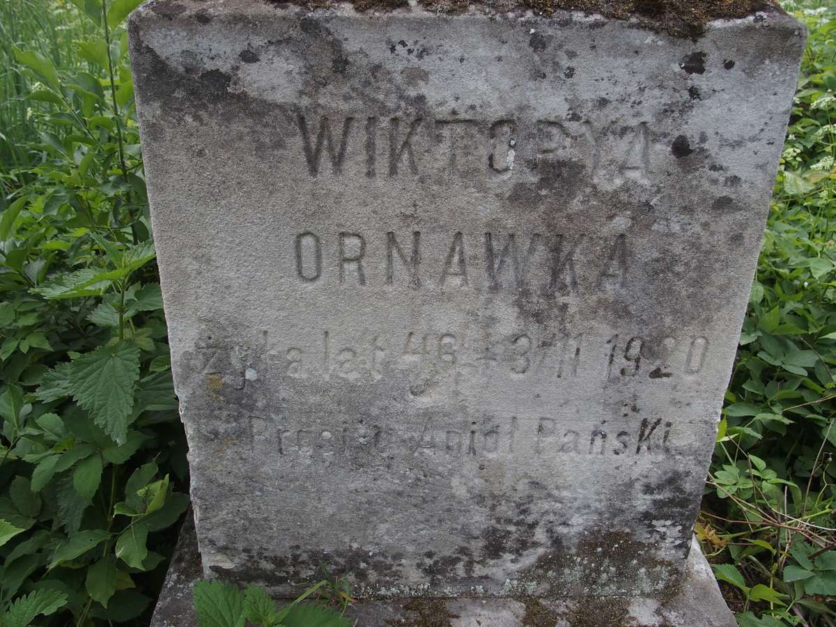 Tombstone of Victoria Ornawka, Zbarazh cemetery, as of 2018.