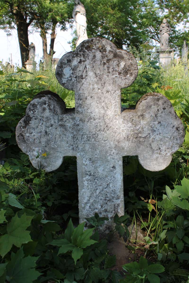 Nagrobek N.N. Kasolewsa, cmentarz w Zbarażu, stan z 2018 roku