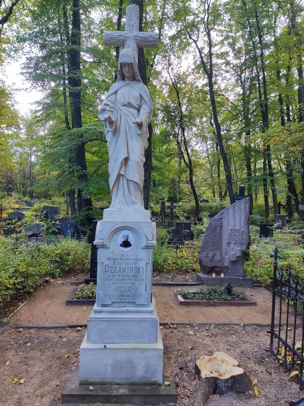 Tombstone of Wanda Czerwińska, Konstanty Czerwiński, Stefan Czerwiński