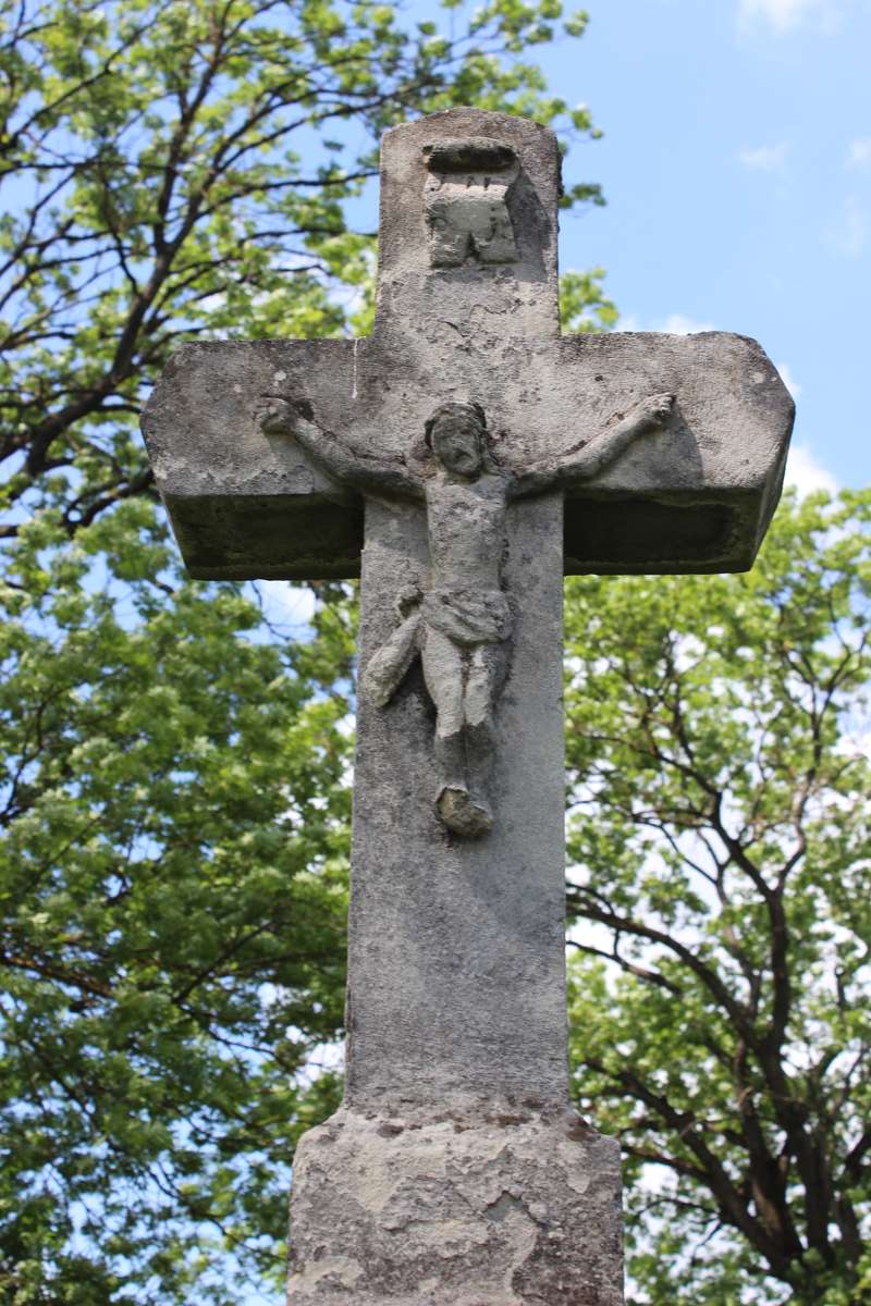 Fragment of the tombstone of Michal Ornawek, Zbarazh cemetery, as of 2018