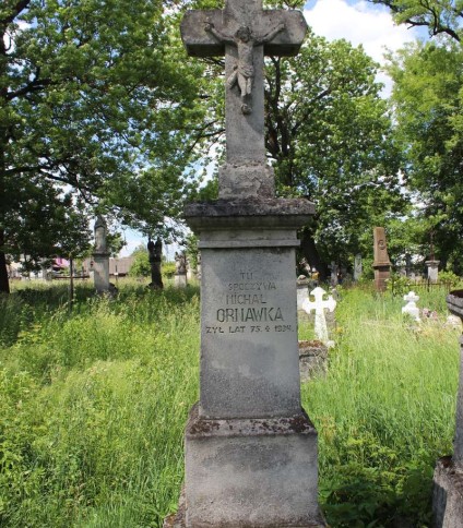 Nagrobek Michała Ornawka, cmentarz w Zbarażu, stan z 2018 roku