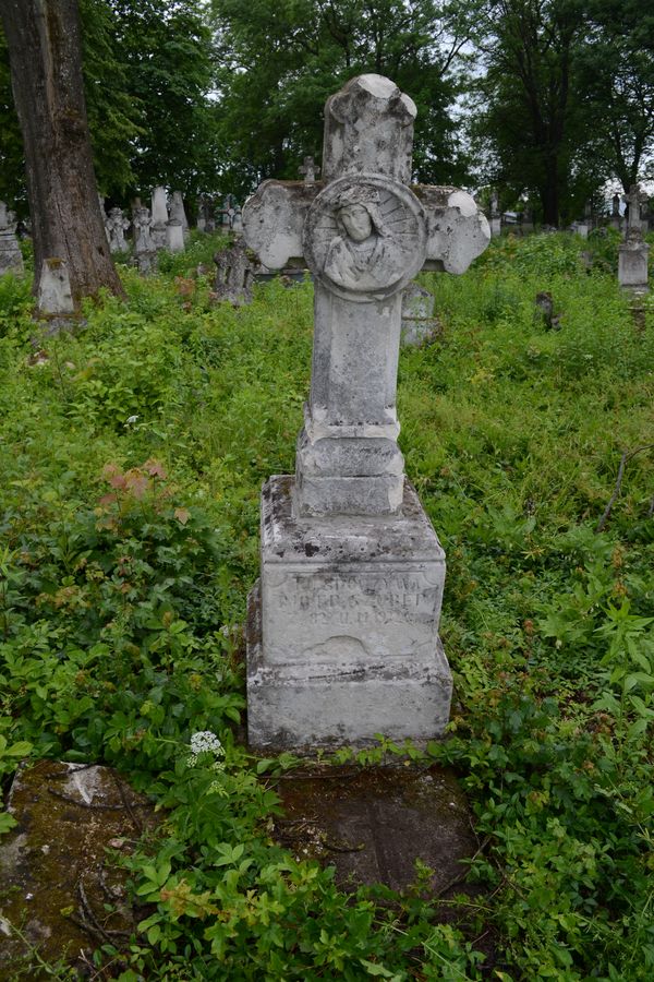 Tombstone of Piotr Szuber, Zbarazh cemetery, state of 2018
