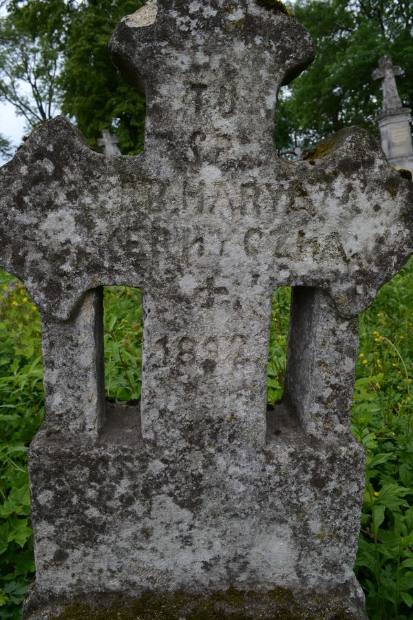 Inscription of the gravestone of Maria Kernyczny, Zbarazh cemetery, as of 2018