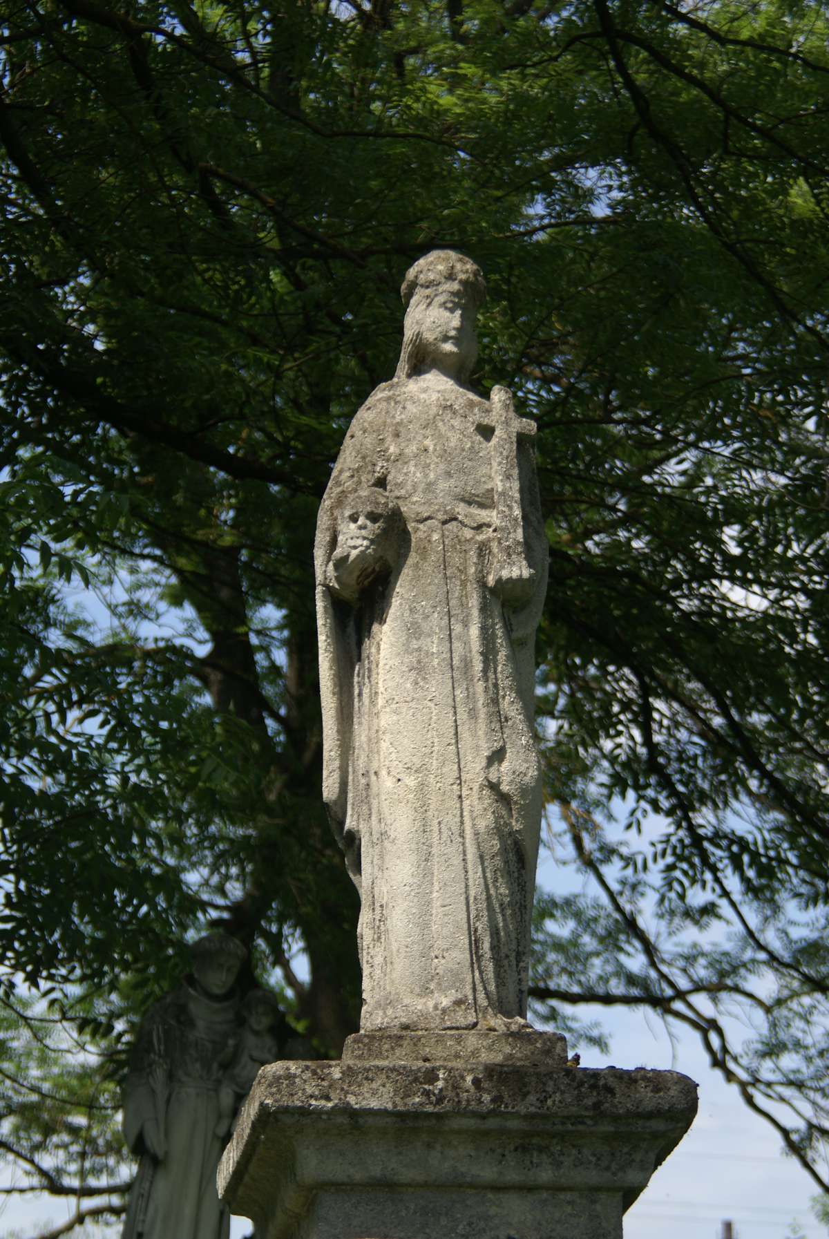 Fragment of Rozalia Zelazna's tombstone, Zbarazh cemetery, as of 2018
