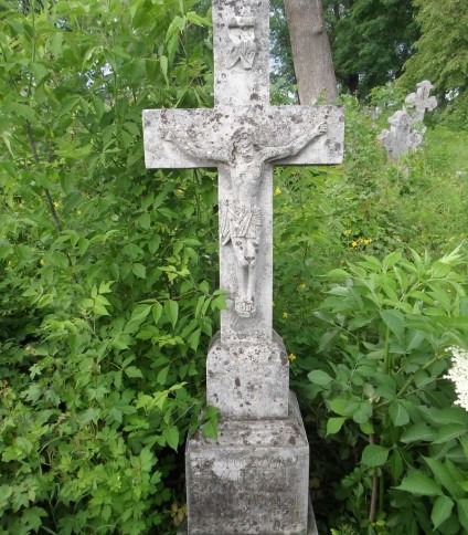 Nagrobek Marii i Mateusza Dobrowolskich, cmentarz w Zbarażu, stan z 2018