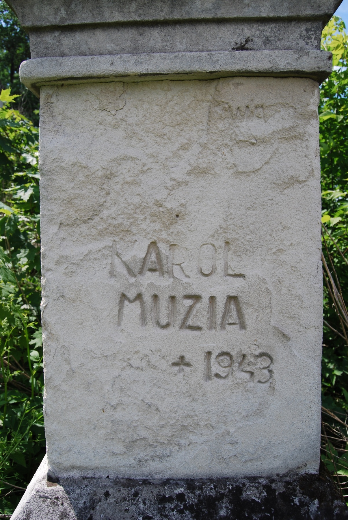 Tombstone of Karol Muzia, Zbarazh cemetery, state of 2018