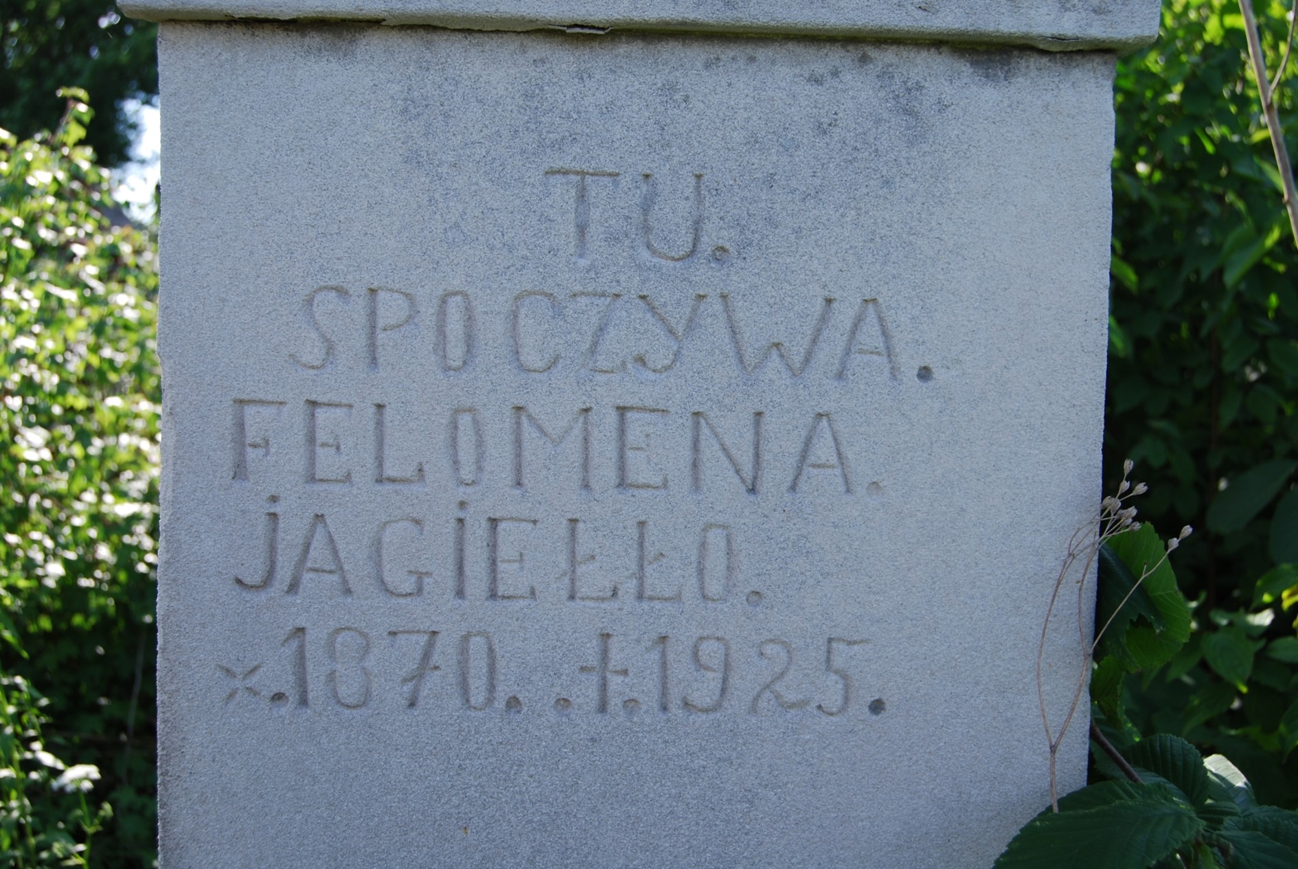 Fragment of the tombstone of Felomena Jagiello, Zbarazh cemetery, as of 2018