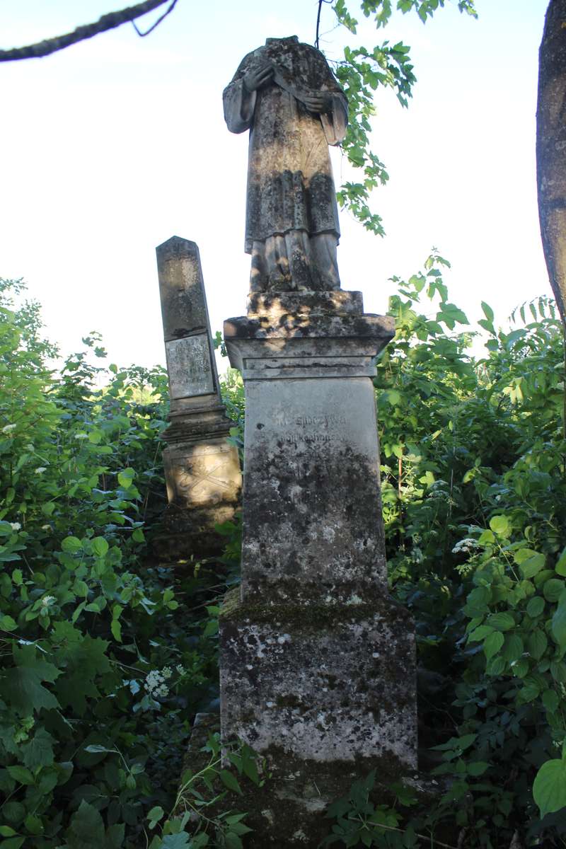 Nagrobek Alojzego Suchodolskiego, cmentarz w Zbarażu, stan z 2018