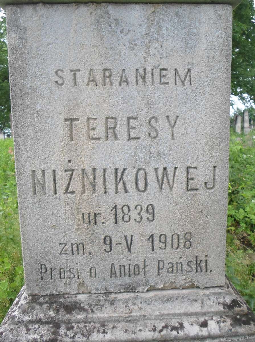 Inscription of the gravestone of Teresa Niżnik, Zbarazh cemetery, as of 2018