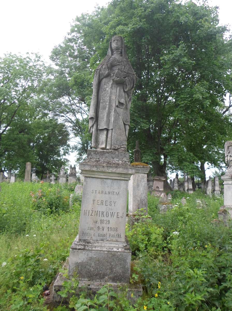 Tombstone of Teresa Niżnik, Zbarazh cemetery, as of 2018