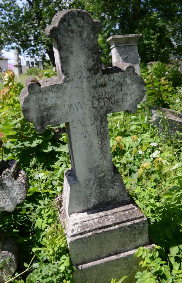 Tombstone of Katharina Frydej and Pavel Fryder, zbaraska cemetery, state before 2018