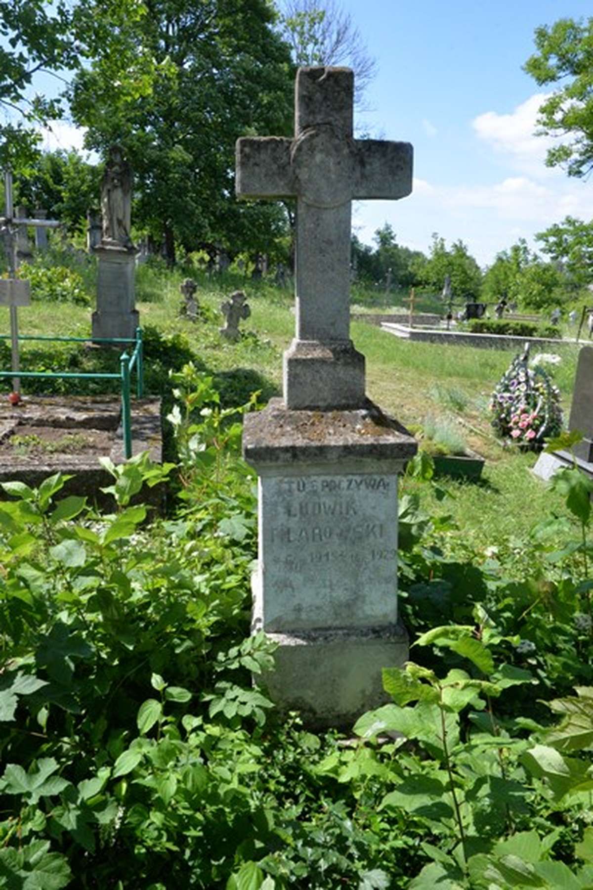Tombstone of Ludwik Filarowski, Zbarazh cemetery, as of 2018
