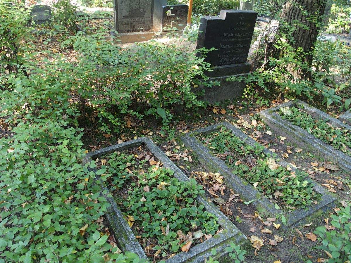 Tombstone of Barbara Mackiewicz, Helena Mackiewicz and Michal Mackiewicz, St. Michael's cemetery in Riga, state as of 2021