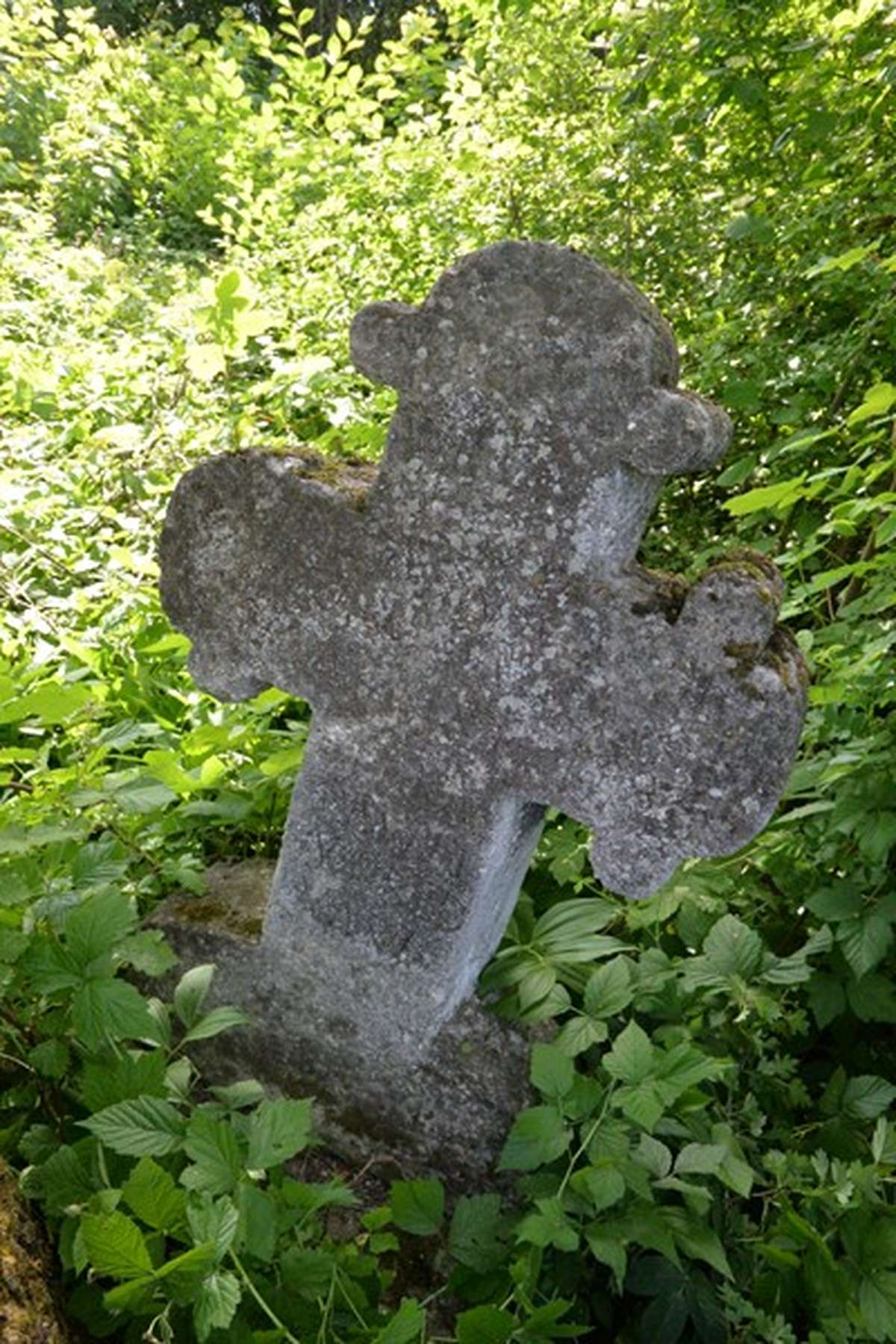 Tombstone of Antoni Szustakowski, Zbarazh cemetery, as of 2018.