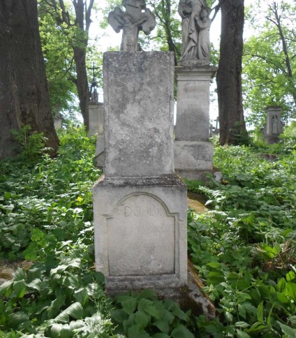 Nagrobek N.N., cmentarz w Zbarażu, stan z 2018