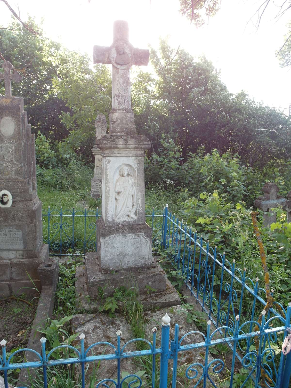 Tombstone of Pavel Weszykowski and Agnes N.N., Zbarazh cemetery, as of 2018.