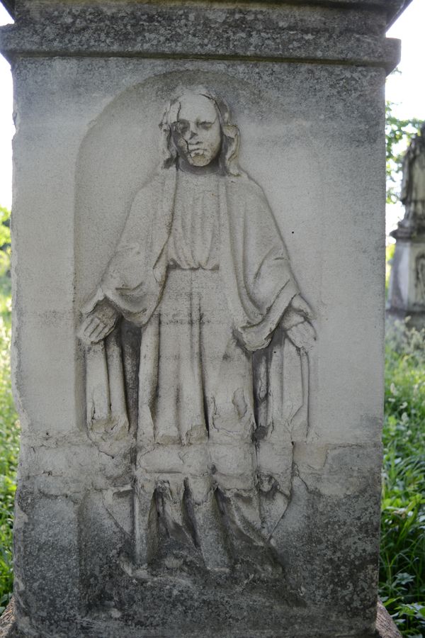 Tombstone of Stanislaw Solski, fragment with relief, zbaraski cemetery, state before 2018