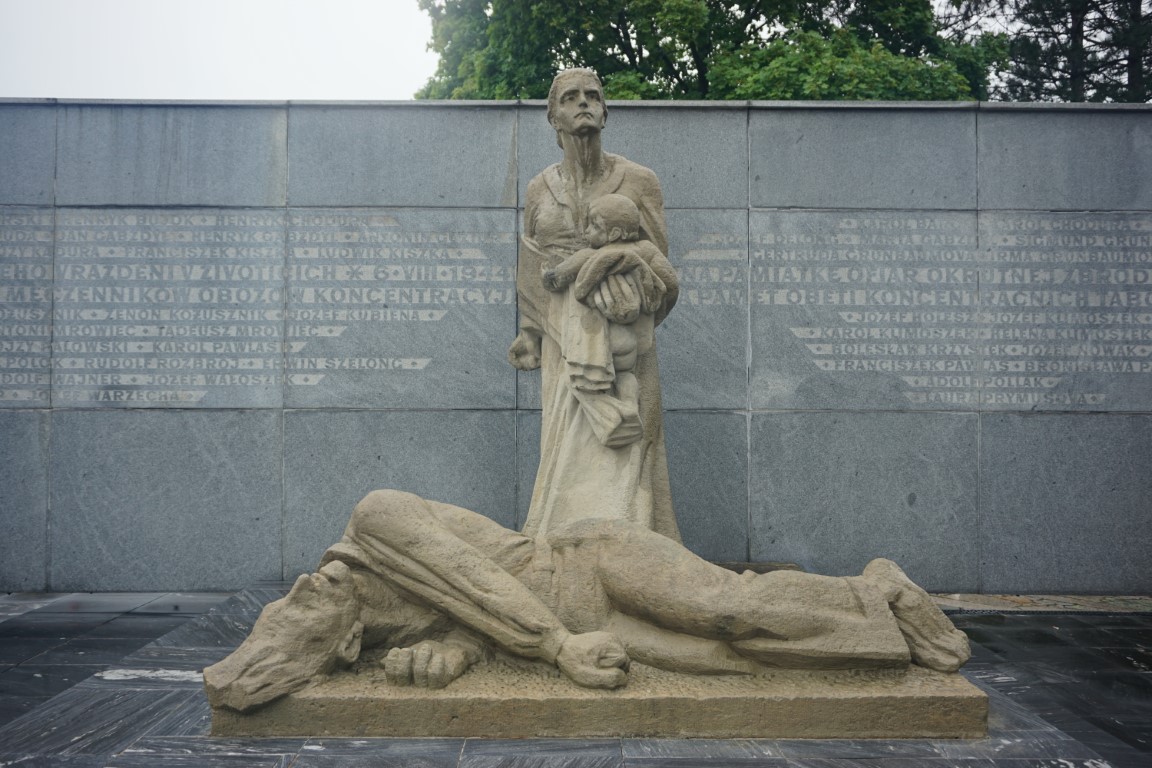 Monument to the Vycicka tragedy and the grave of its victims