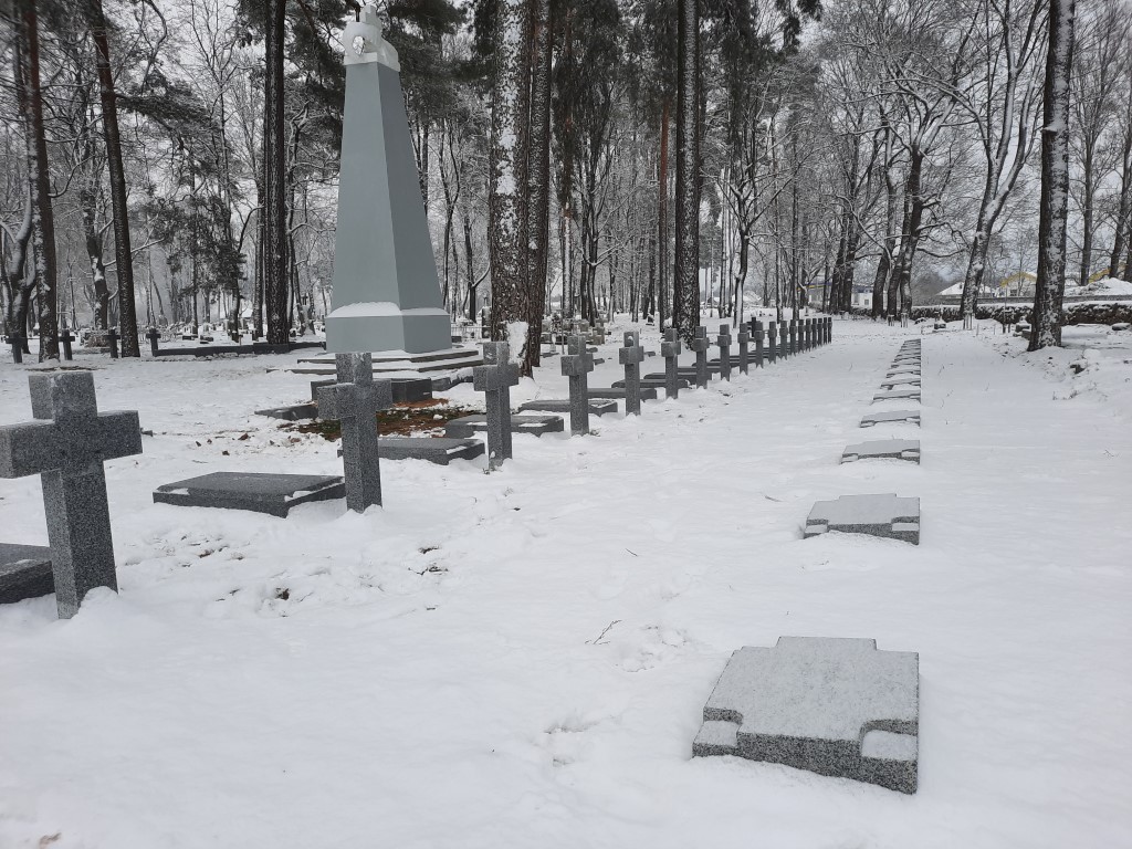 Kwatera wojenna na starym cmentarzu katolickim, nazywana też kwaterą lotników