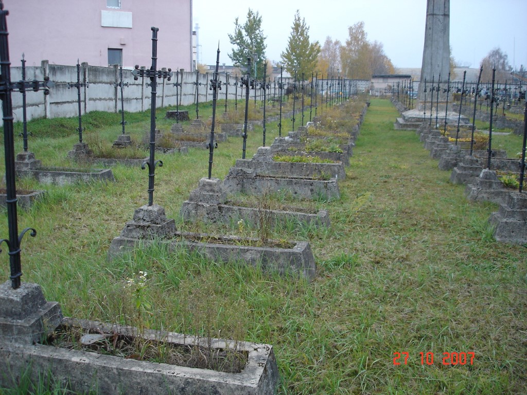 Kwatera żołnierzy z lat 1918-1920 na starym cmentarzu