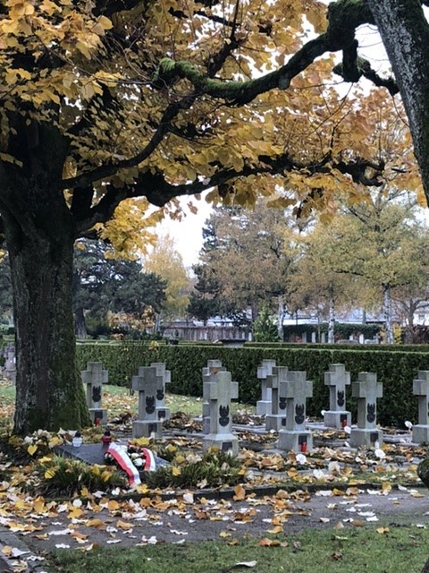 Quarters with the graves of Polish soldiers of the 2nd Infantry Division at Bremgarten cemetery