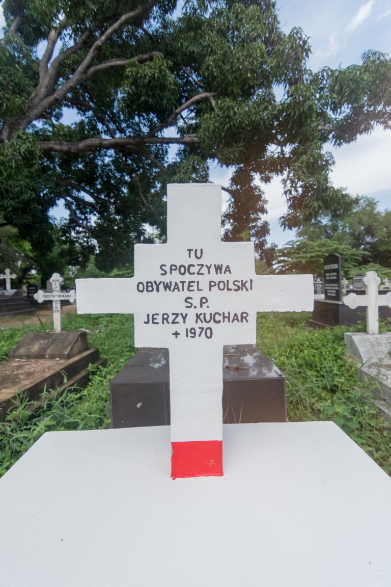 Jerzy Kuchar, Graves of Polish refugees from the USSR at Kinondoni Cemetery