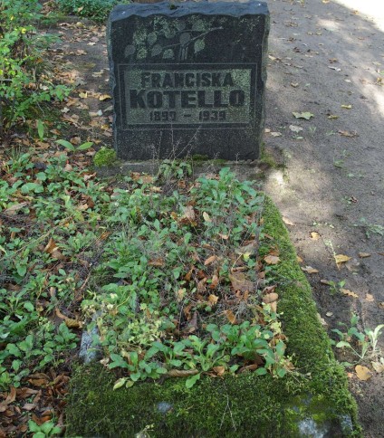 Nagrobek Franciszki Kotello