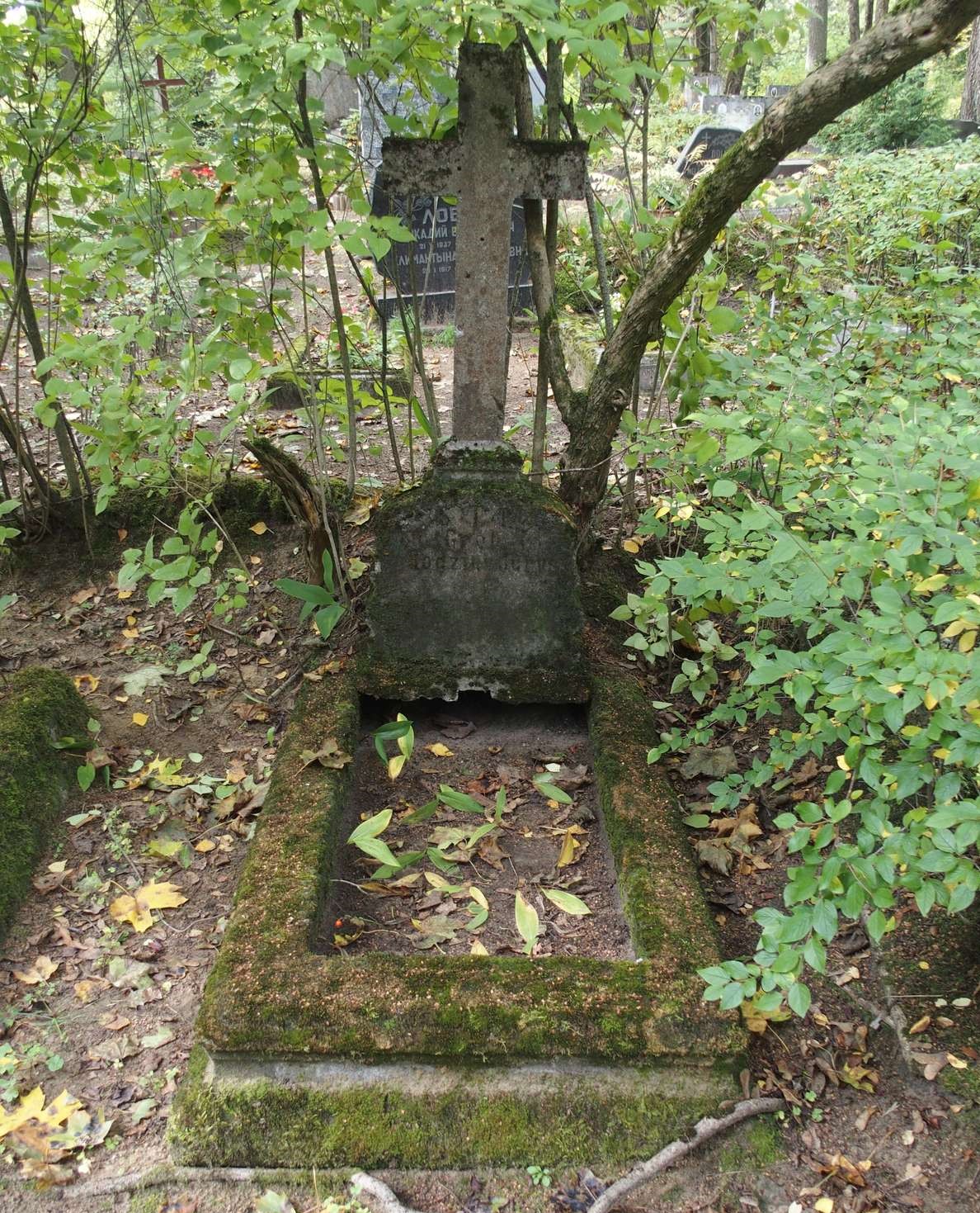 Tombstone of the Jurys family in St Michael's Cemetery, Riga