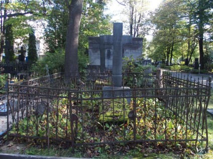 Nagrobek rodziny Anzgarego v. Prewygz Kwinto na cmentarzu św. Michała w Rydze