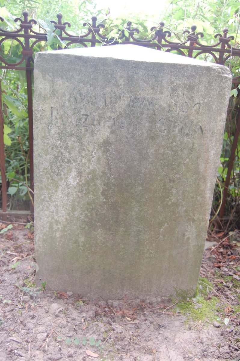 Inscription from the tombstone of the Kwiatkowski family