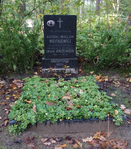 Nagrobek Malwiny Wisockiej