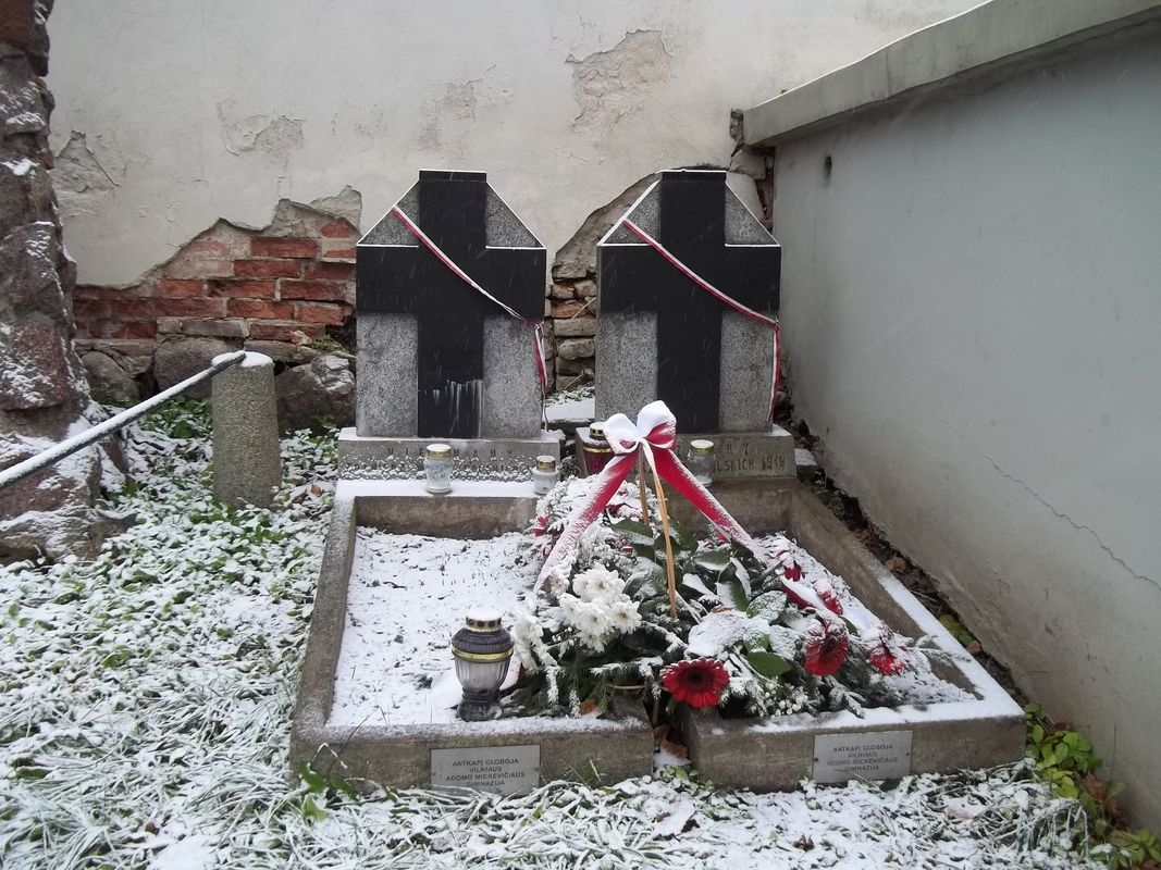 Graves of Polish soldiers killed between 1919 and 1920