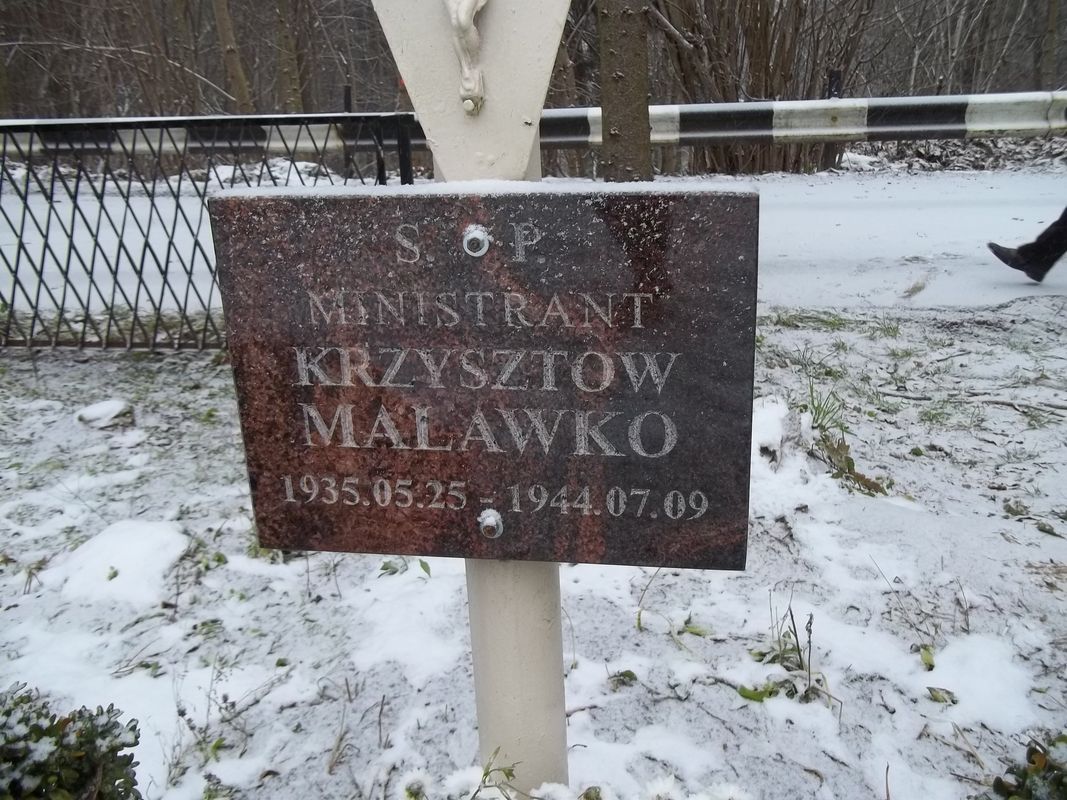 Krzysztof Malawko, Grave of an altar boy who died in 1944.