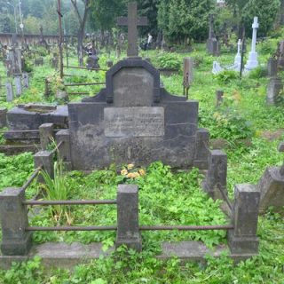 Tomb of Alexander and Maria Markievich, Na Rossie cemetery in Vilnius, as of 2013.
