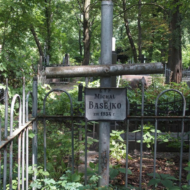 Tombstone of Mikhail Baseiko, Baikal cemetery, Kyiv, as of 2021