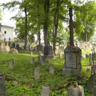 Bronislawa Zahorska's tombstone, Na Rossie cemetery in Vilnius, state of 2013