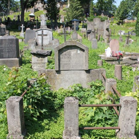 Tomb of Maria and Mateusz Dubaniewicz, Ross cemetery, as of 2013
