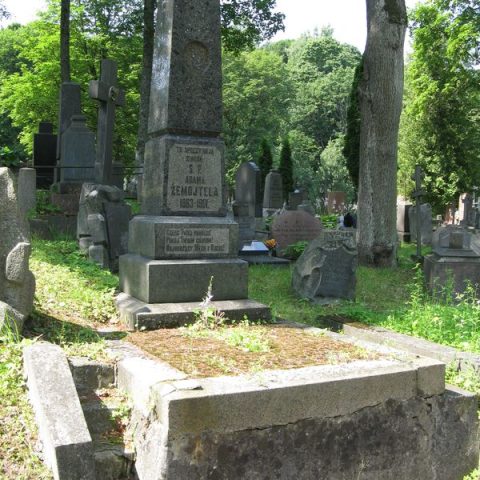 Tombstone of Adam Żemojtel, Ross Cemetery in Vilnius, as of 2013.