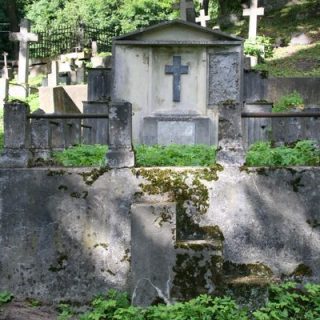 Tomb of Jozef, Zofia and Zofia Ziemnicki, Ross Cemetery in Vilnius, as of 2013