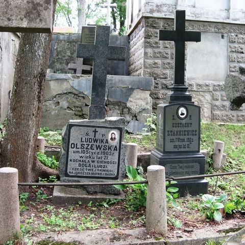 Tombstone of Eustachy and Maria Stankiewicz, Ross Cemetery in Vilnius, as of 2013