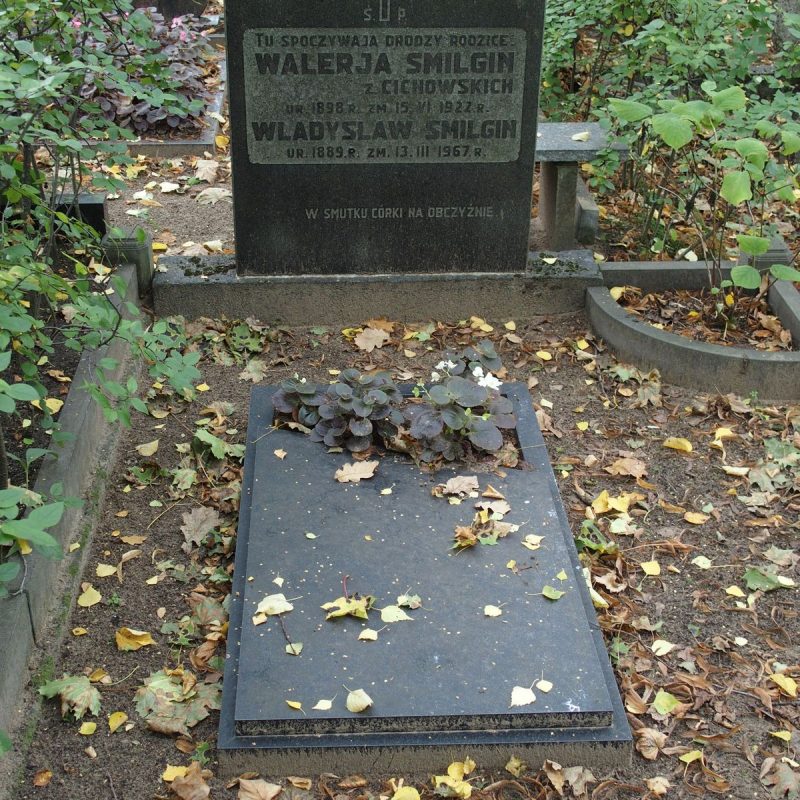 Tombstone of Valeria Smilgin and Vladislav Smilgin, St Michael's cemetery in Riga, as of 2021.