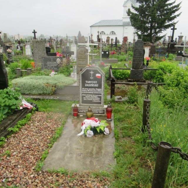 Tomb of the civilian defender of Grodno in September 1939. - Tadeusz Jasiński at the parish cemetery
