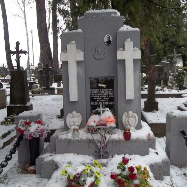 Grave of the priests murdered by the Germans on 20 May 1942.