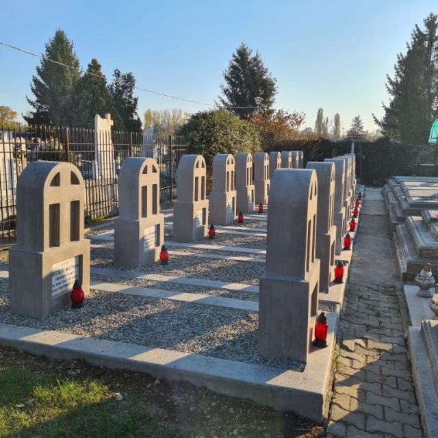 Groby 17 internowanych w 1939 r. polskich żołnierzy
