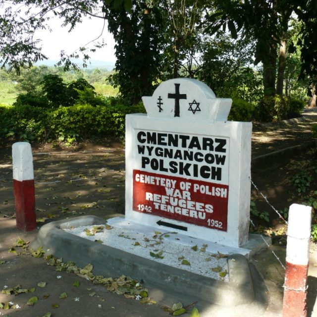 Cemetery with the graves of 149 Polish refugees from the USSR