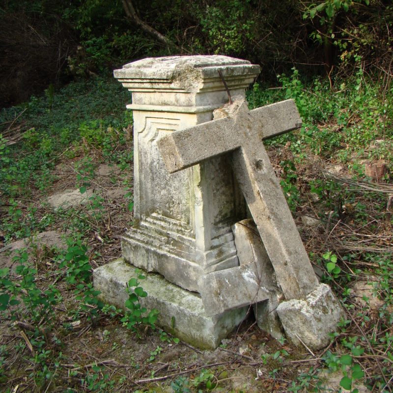 Tombstone of Anna Magdalena Kszyszawska, cemetery in Huta Stara, state from 2007
