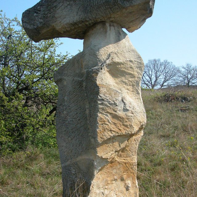 Magdalena Więcek sculpture from 1963, created as part of Symposion Europäischer Bildhauer, St.Margarethen, Burgenland, Austria, licence CC BY 2.0