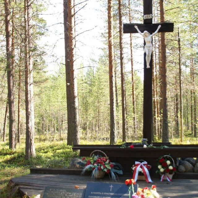 Tomb of victims of the NKVD during the Great Terror, commemorated by a monument